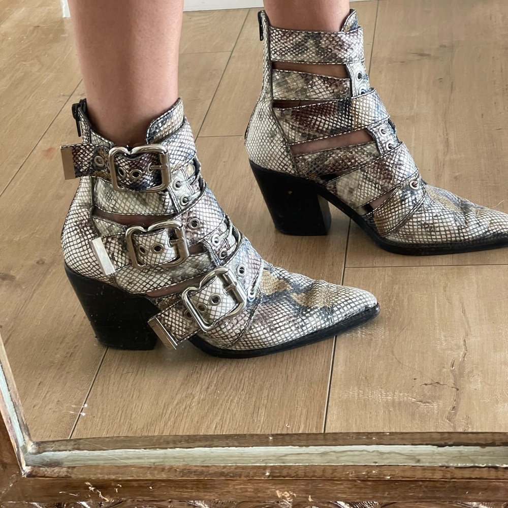 Jeffrey Campbell - Caceres Boot